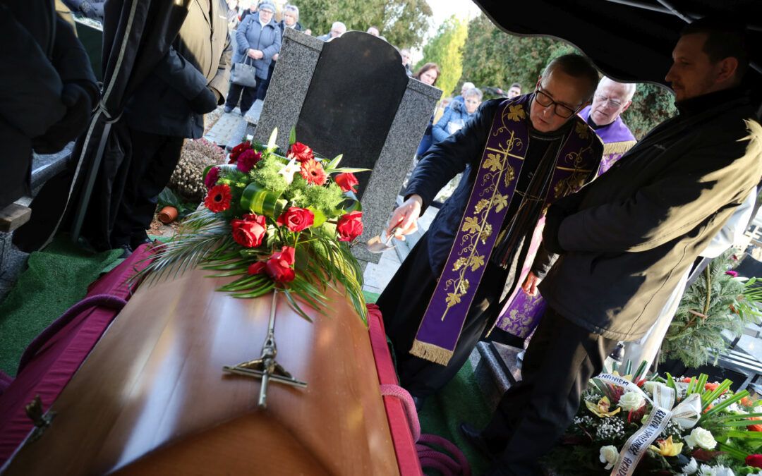 Pogrzeb mamy ks. Piotra Mrzygłoda